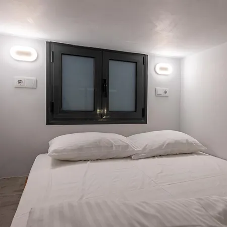 Apartamento Phaedrus Living: The Nine Muses Polymnia *